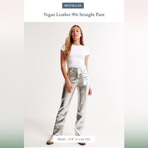 NWOT Abercrombie & Fitch Silver Leather 90’s Straight Pants in size 24 short